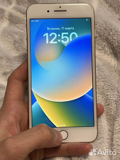 iPhone 8 Plus, 64 ГБ