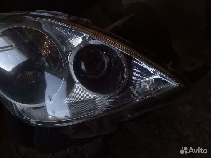 Фара правая на nissan note е11 рестайлинг
