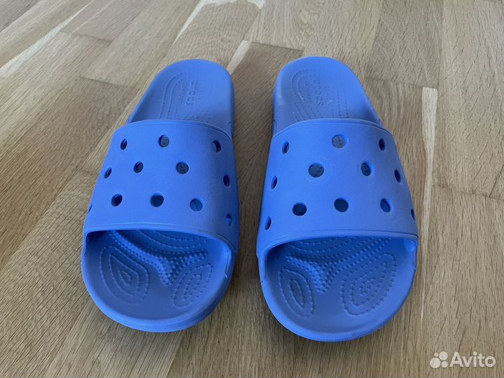 Шлепанцы crocs M5W7 синие