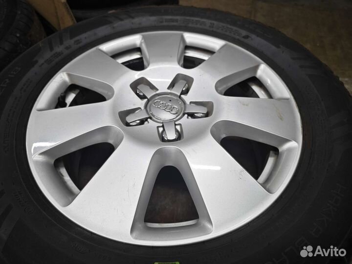 R18 Nokian Tyres Hakka Black 2 SUV 255/55, PCD 5x112 DIA 66.6