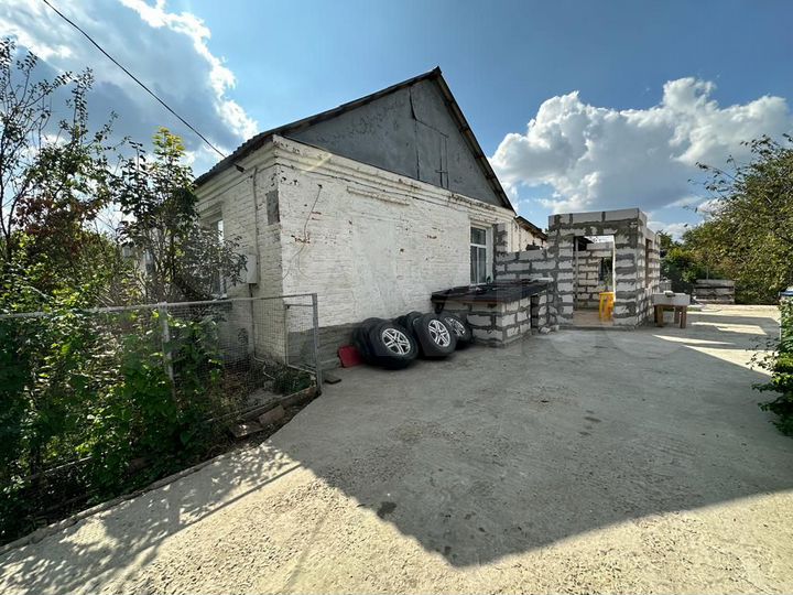 Дом 38 м² на участке 5 сот.