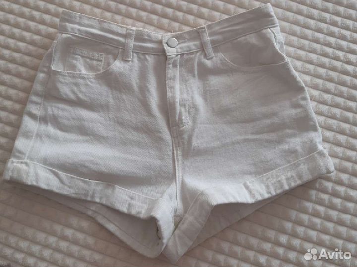 Джинсовые шорты