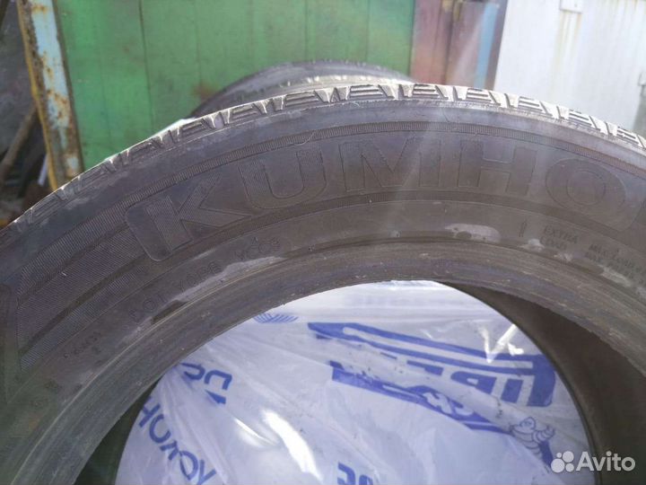 Kumho I'Zen KW31 225/55 R17