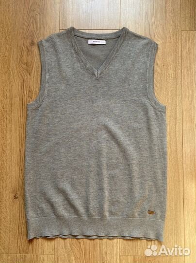 Жилетка безрукавка школьная Reserved р.164-170