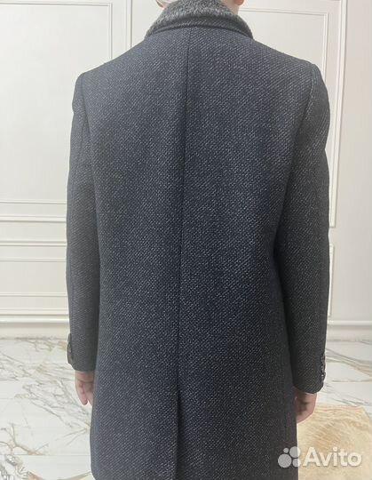 Пальто для мальчика 10-11лет