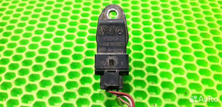 Датчик положения распредвала M112 Mercedes