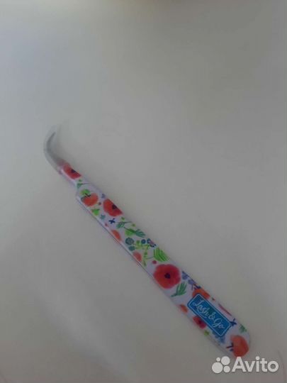 Пинцет для наращивания ресниц