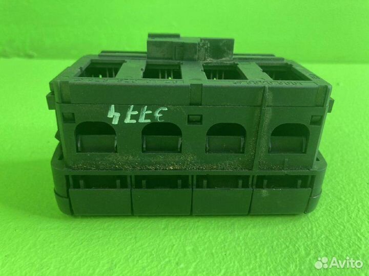 Панель включателей mercedes-benz actros MP III