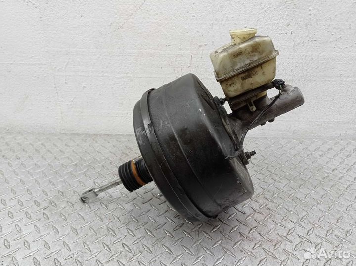 Вакуум тормозной Mercedes Sprinter W906 9064301408