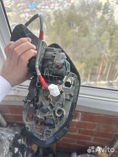 Боковые зеркала тойота камри 70 Левая