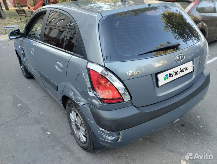 Kia Rio 1.4 AT, 2006, битый, 134 000 км