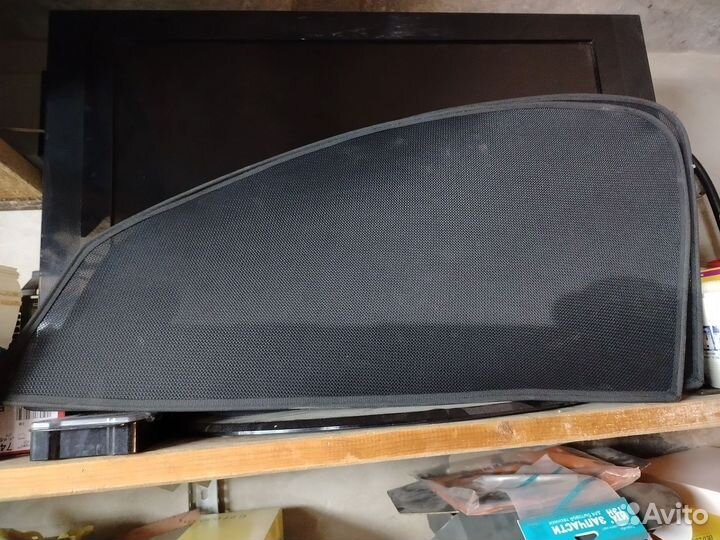 Шторка на передние стёкла duster