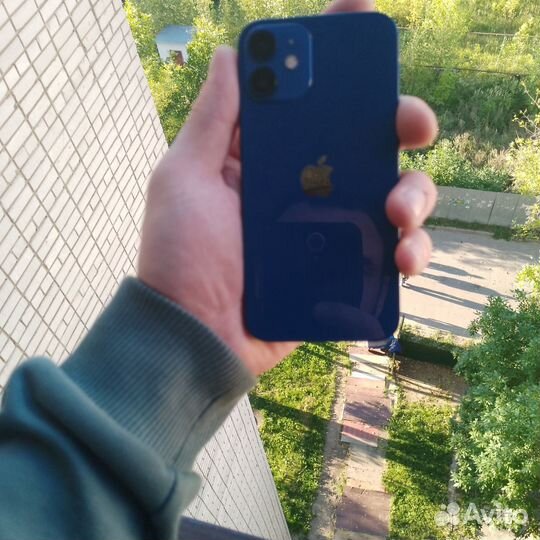 iPhone 12 mini, 64 ГБ