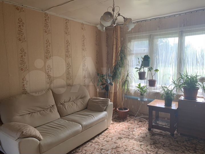 3-к. квартира, 54 м², 1/1 эт.