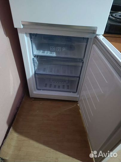 Холодильник beko