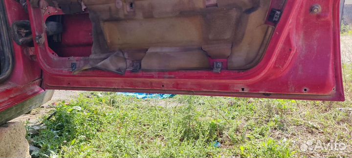 Двер на пассат