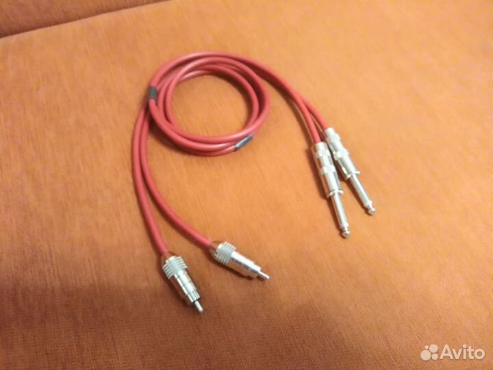 Кабели межблочные rca Monster Cable, Luxman
