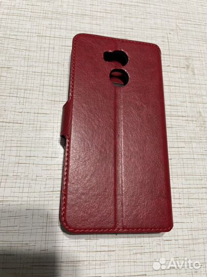 Чехол на смартфон