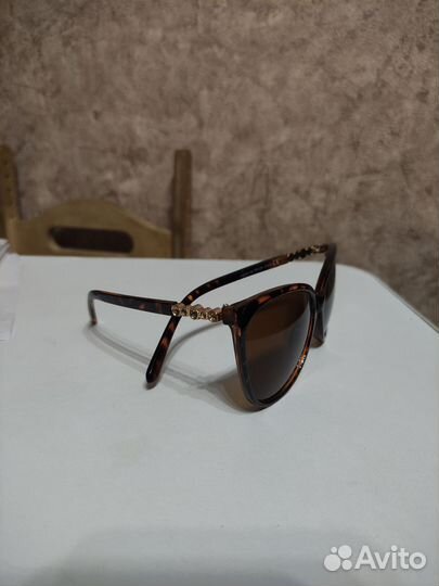 Солнцезащитные очки женские