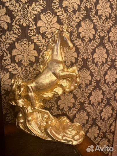 Фигура для интерьера