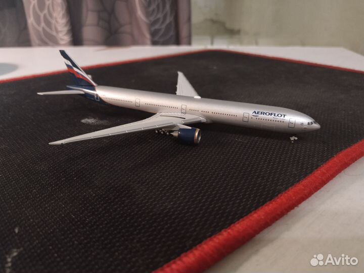 Модель самолета herpa Боинг 777-300er Аэрофлот