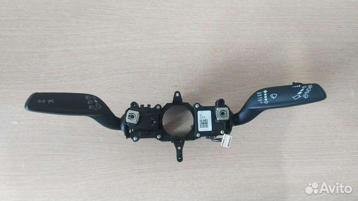 Переключатель подрулевой Audi A1/Q3