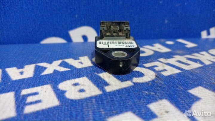 Датчик удара Toyota Avensis седан 1AZ-FSE 2005