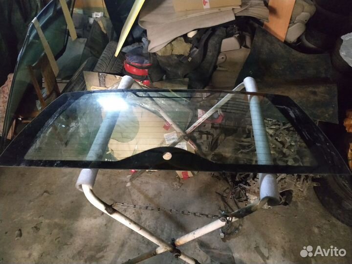 Заднее стекло Форд Мондео 3