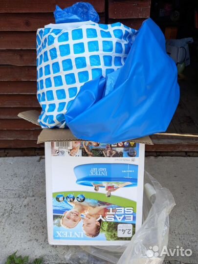 Надувной бассейн