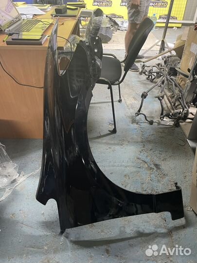 Крыло honda civic 4d