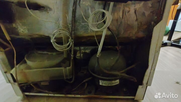 Продам холодильник