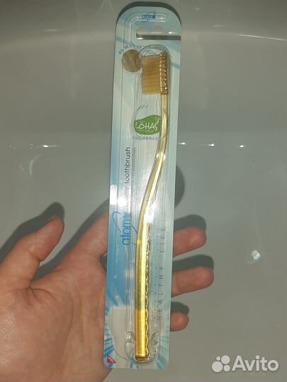 Зубная щетка атоми