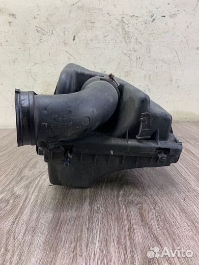 Корпус воздушного фильтра Opel Zafira A Z18XE