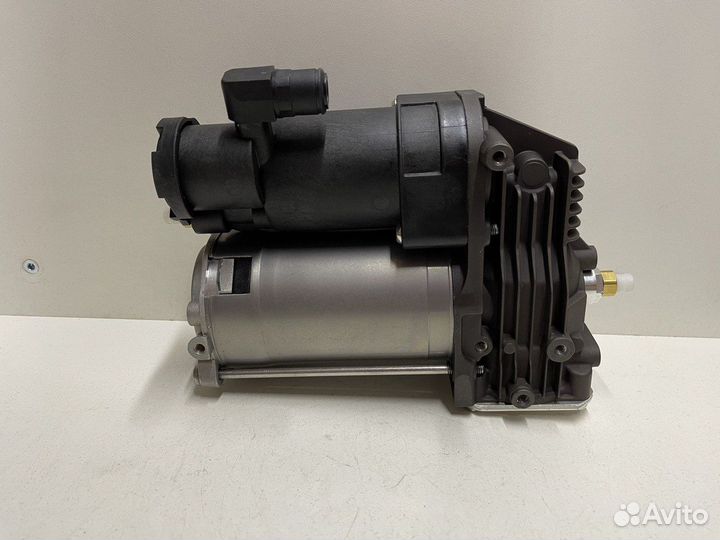 Пневмокомпрессор Land Rover Discovery LR045251