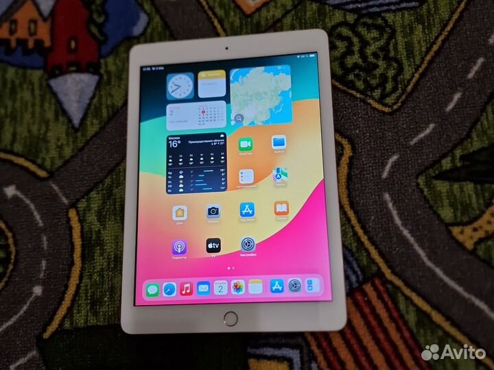 Планшет apple iPad 6 32 гб, состояние новый