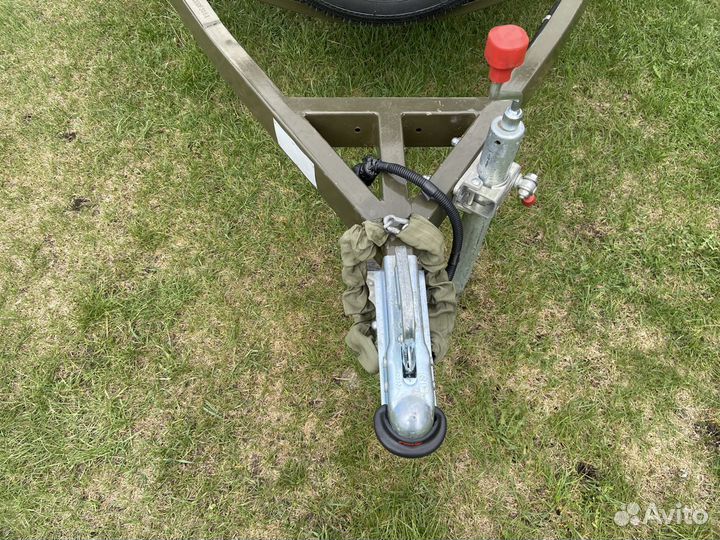 Прицеп легковой