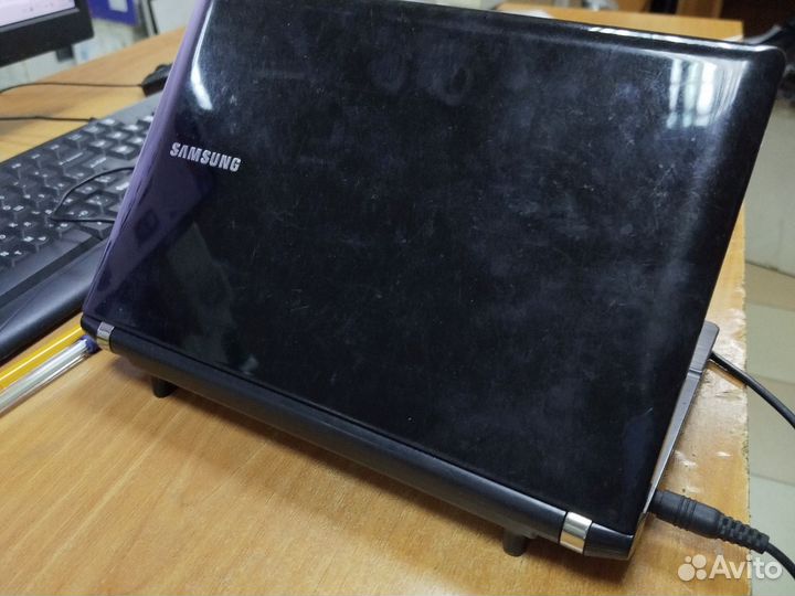 Ноутбук нетбук samsung np-n230