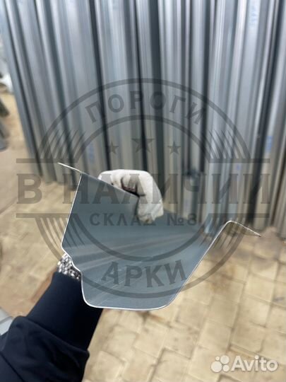 Ремонтный порог правый Mitsubishi Pajero 1