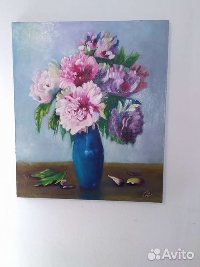 Картина пионы в вазе