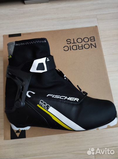 Лыжные ботинки fischer