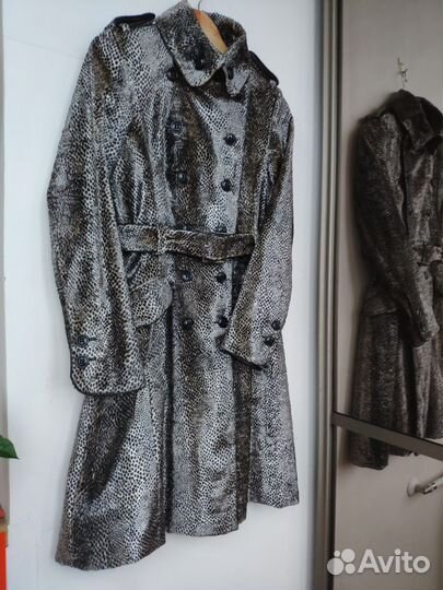 Пальто женское 42 44