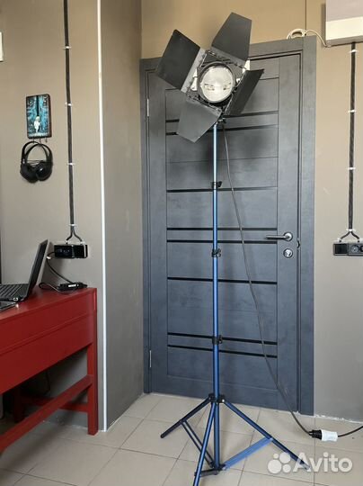 Студийный галогеновый свет прожекторы logocam