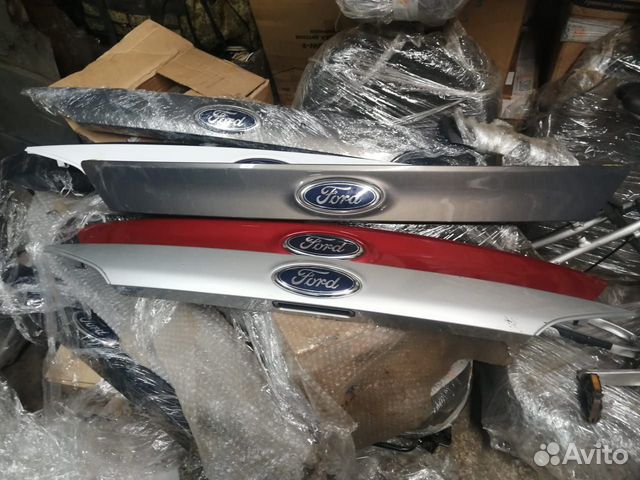 Накладка крышки багажника Форд фокус2,3оригинал купить в Санкт ...