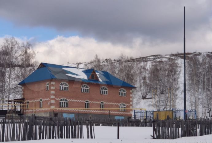Дом 324,5 м² на участке 31,9 сот.