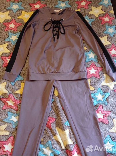 Костюм спортивный