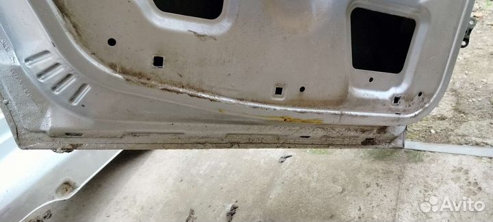 Двери на ваз 2110