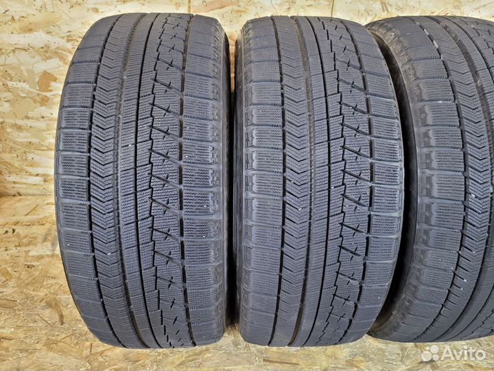 Bridgestone Blizzak VRX 225/50 R18 95Q