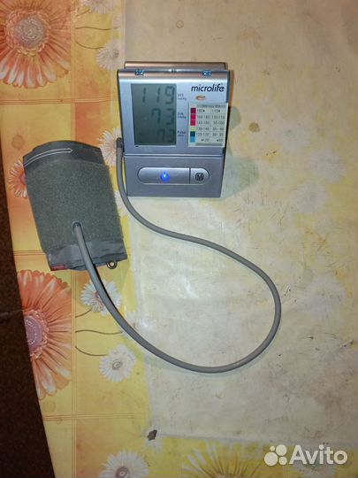 Тонометр. Mikrolife BP A 100