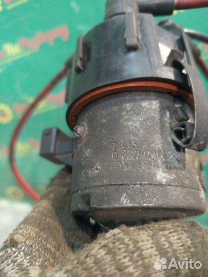 Трамблер Volkswagen Passat B3 универсал 1.8 1998