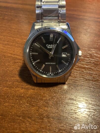 Часы Casio quartz